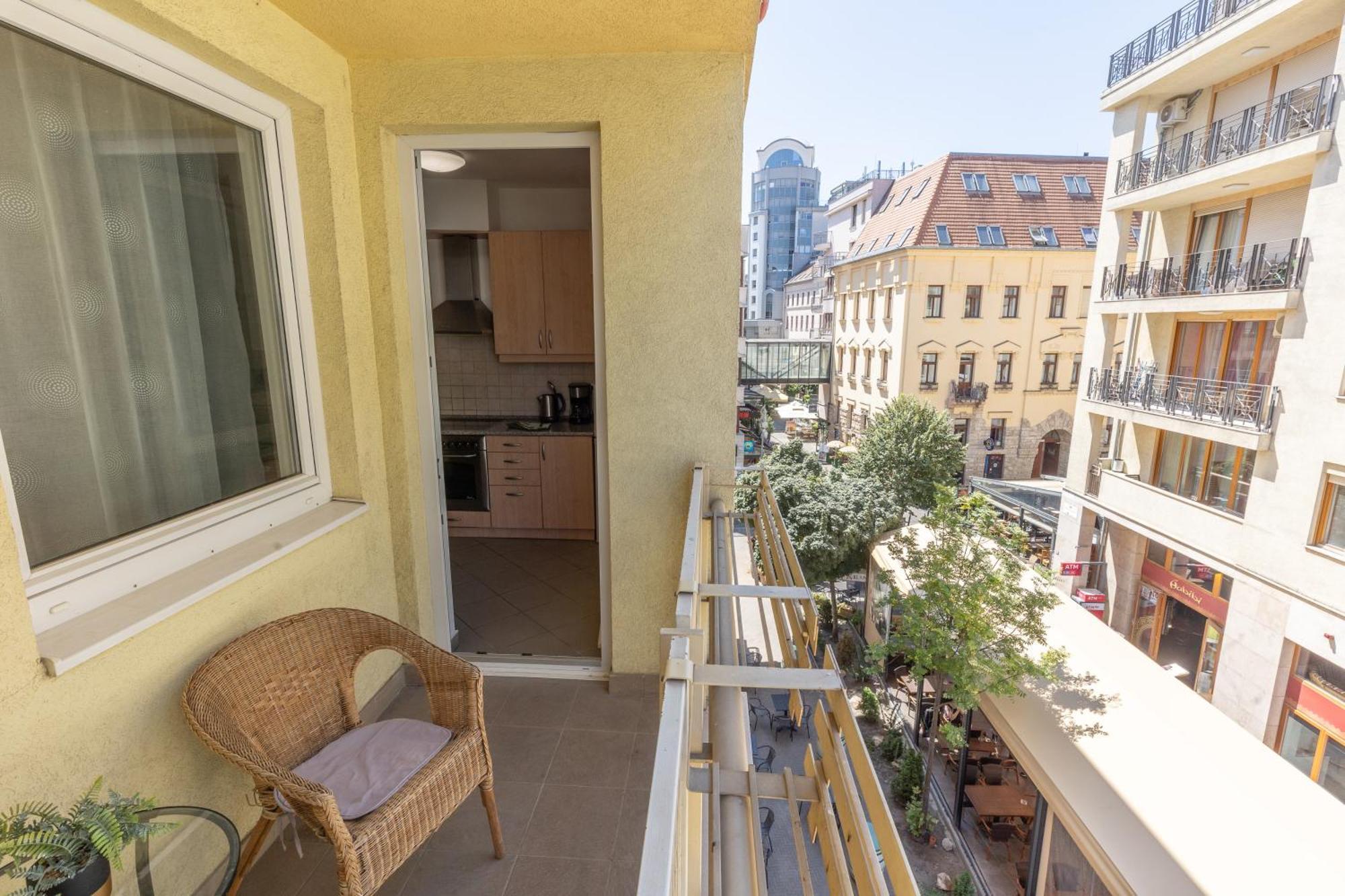 Gozsdu White Raven Residence 305 Budapeste Exterior foto